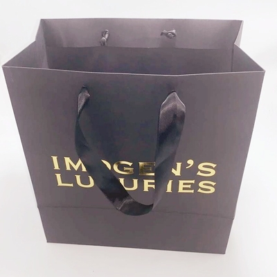 Custom Printed Kraft Paper Bags Silk Handle Recyclable For Gift Packaging